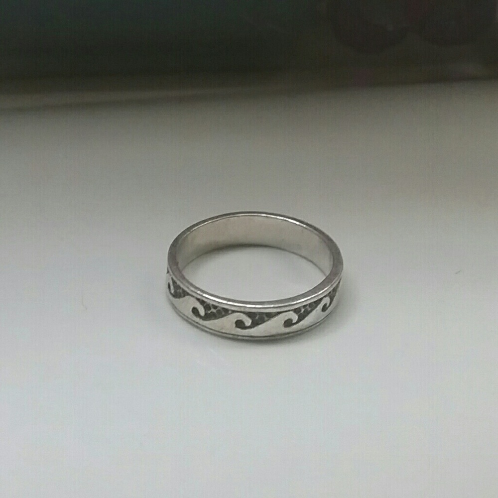 925 Sterling Silver Wave Ring